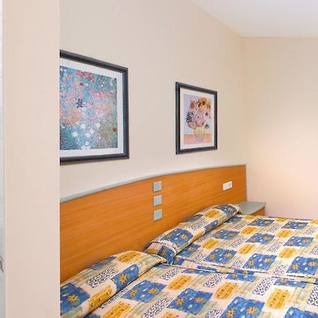 Estudios Rh Sol Benidorm Eksteriør bilde